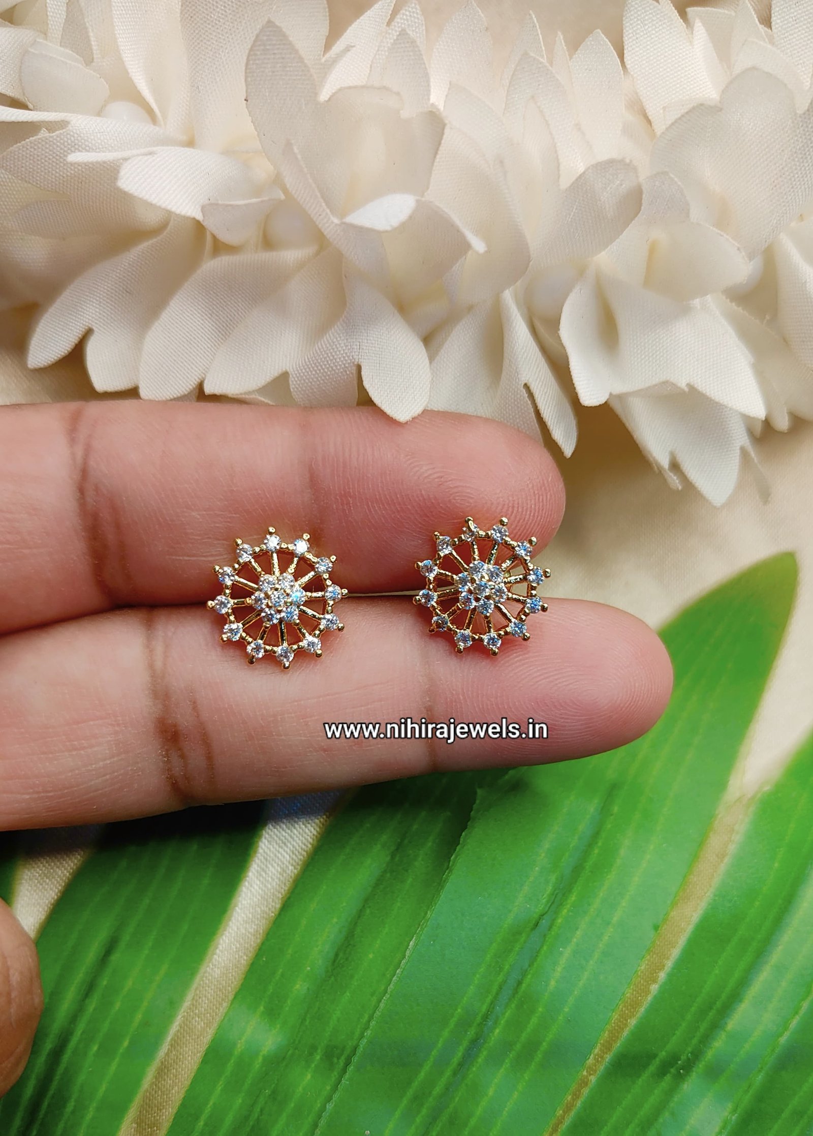 Manju Earstud Design 6