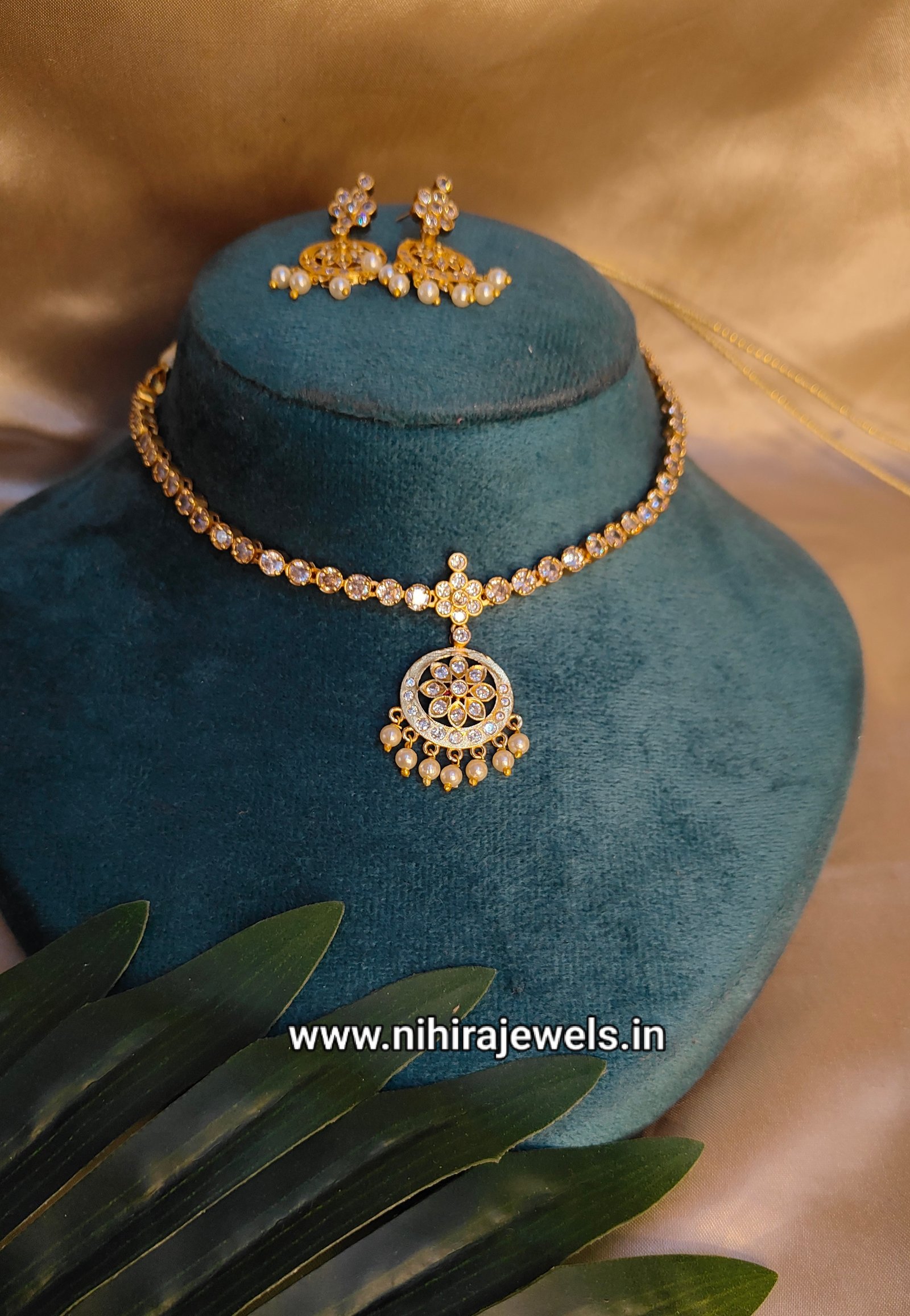 EVA Necklace NS00100