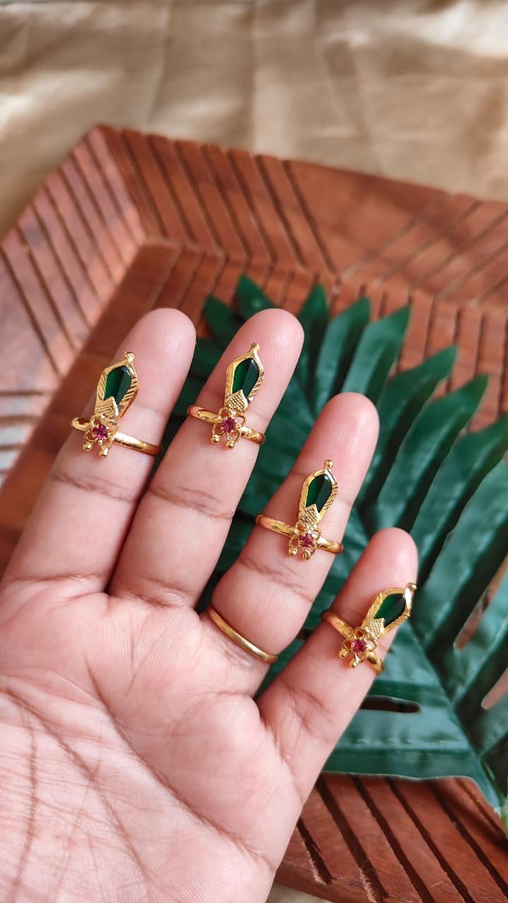 Ring Free size