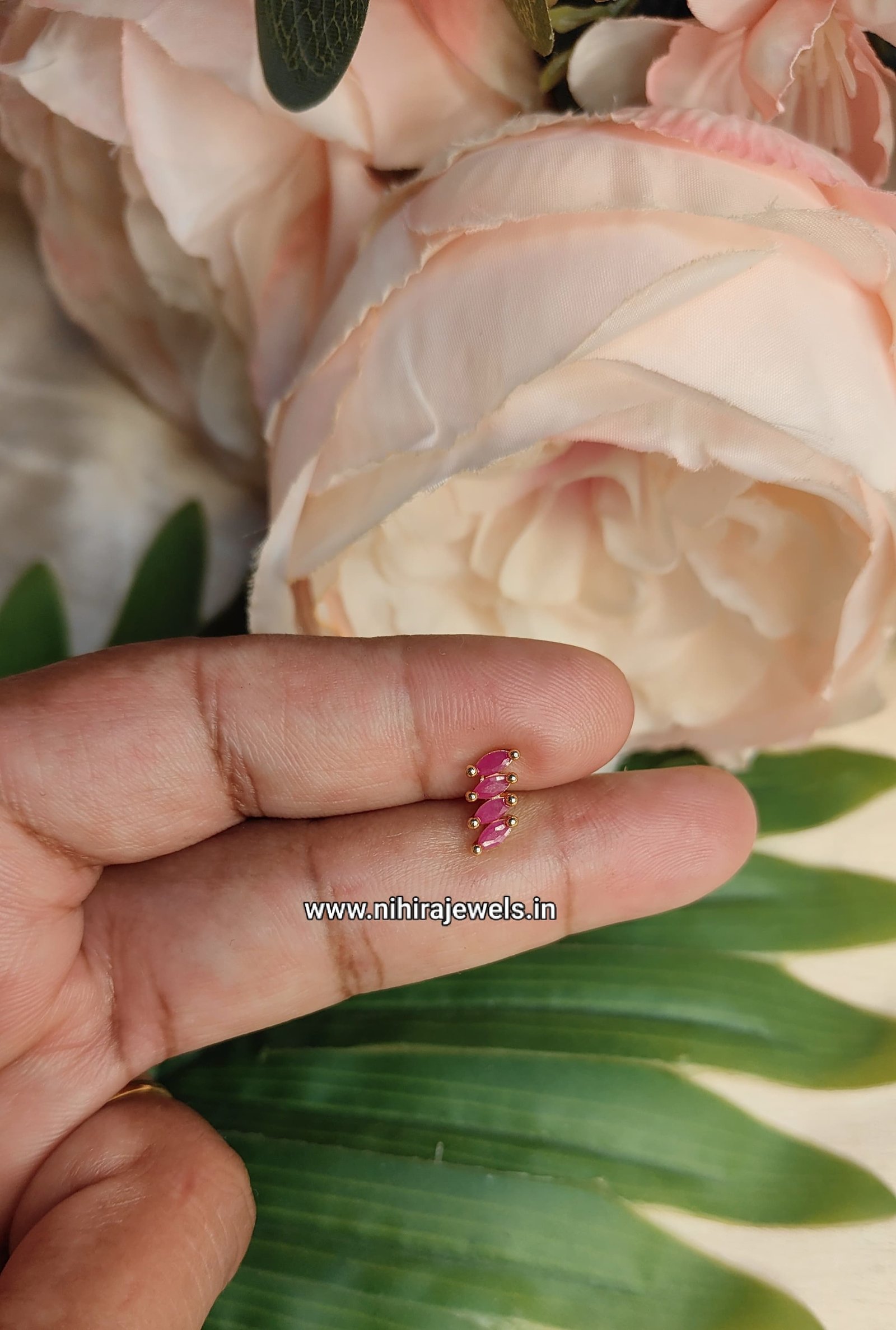 Nihira Helix Nosepin - Pink