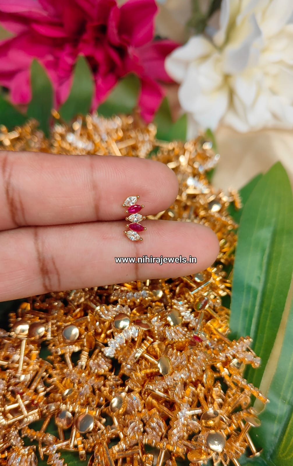 Eva Nosepin White & Pink