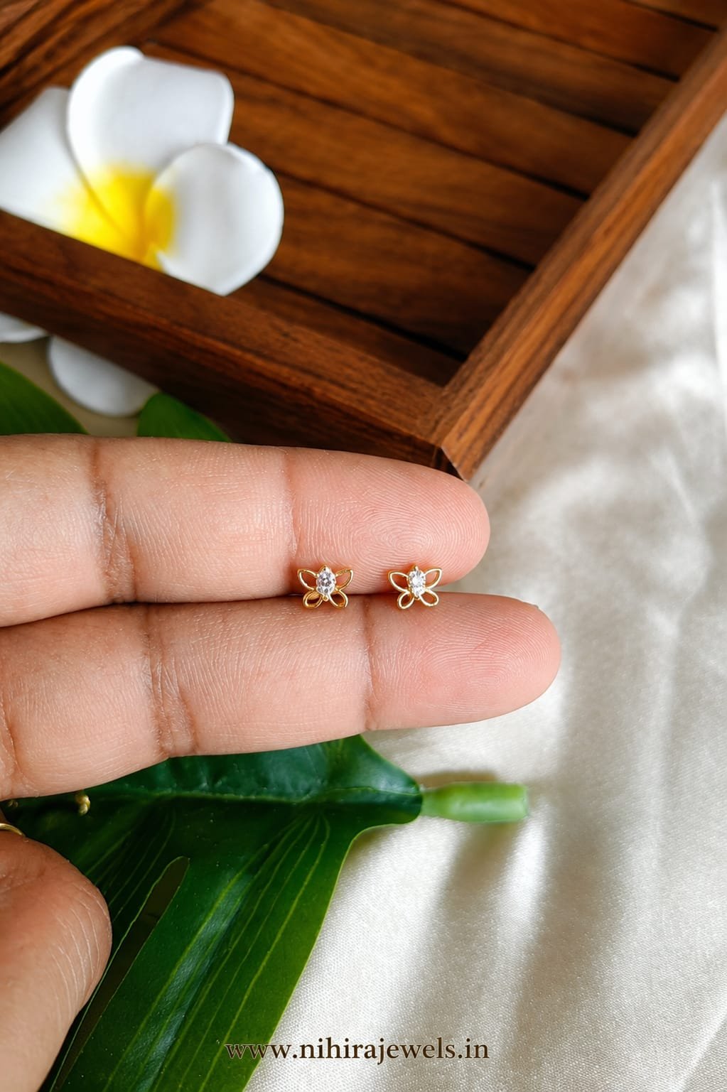 Sanvi Bloom Butterfly Earring