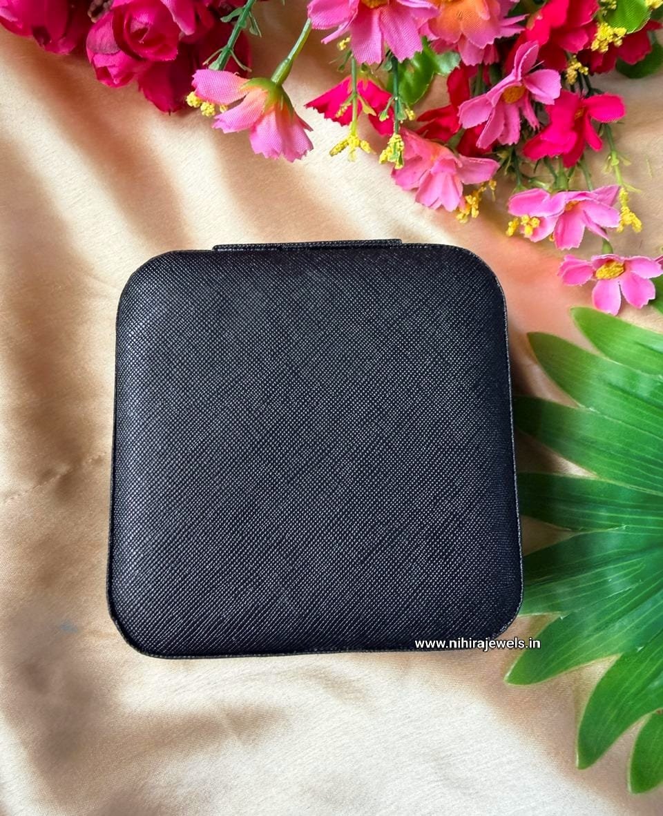 Jewels Box (Black)