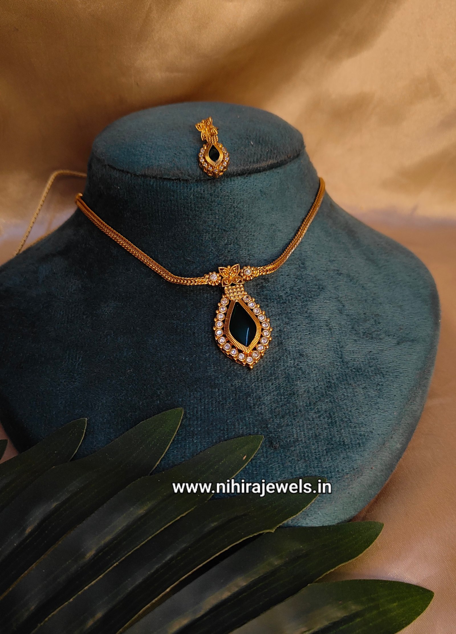 THULASI PREMIUM NECKLACE NS00109