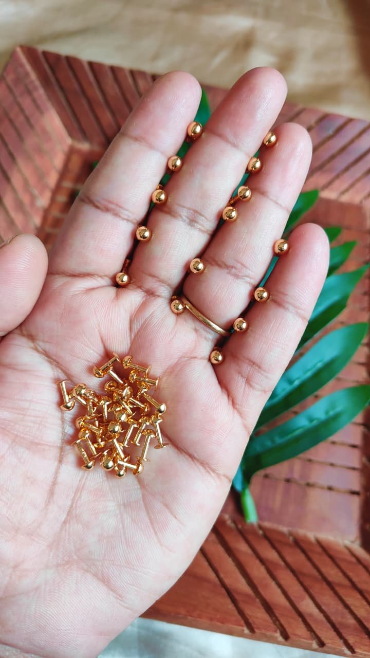 Gold Beads Nosepin