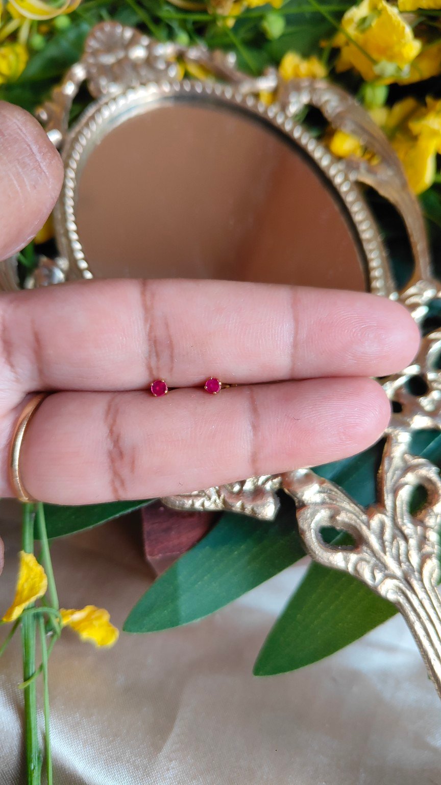 Pink Single Stone Earstud